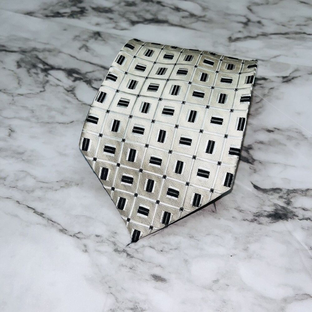 Courage Men 100% Silk Tie Black Beige Cream Geometric Checkered Classic